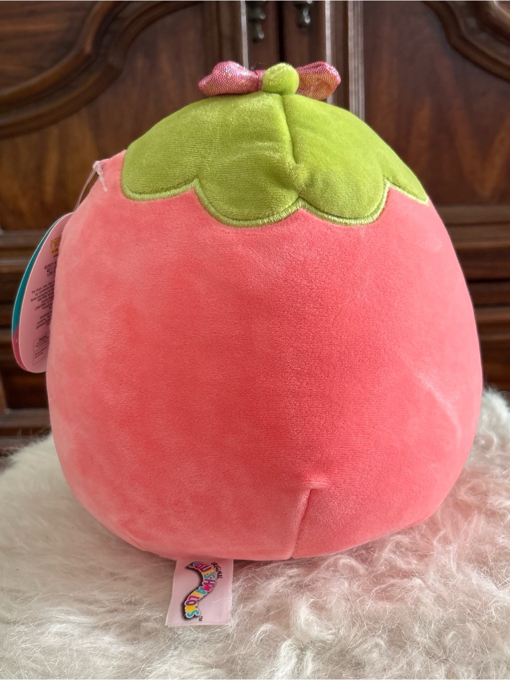 NWT Suzy Strawberry Squishmallow plush toy - Picture 3 of 8
